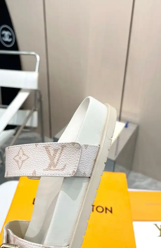 hype LV Slippers