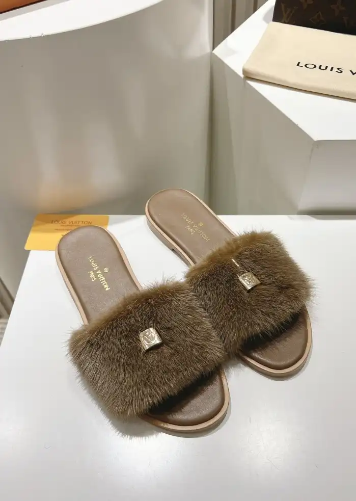 hype LV Slippers