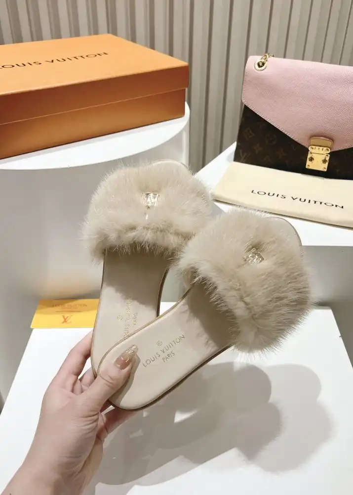 hype LV Slippers