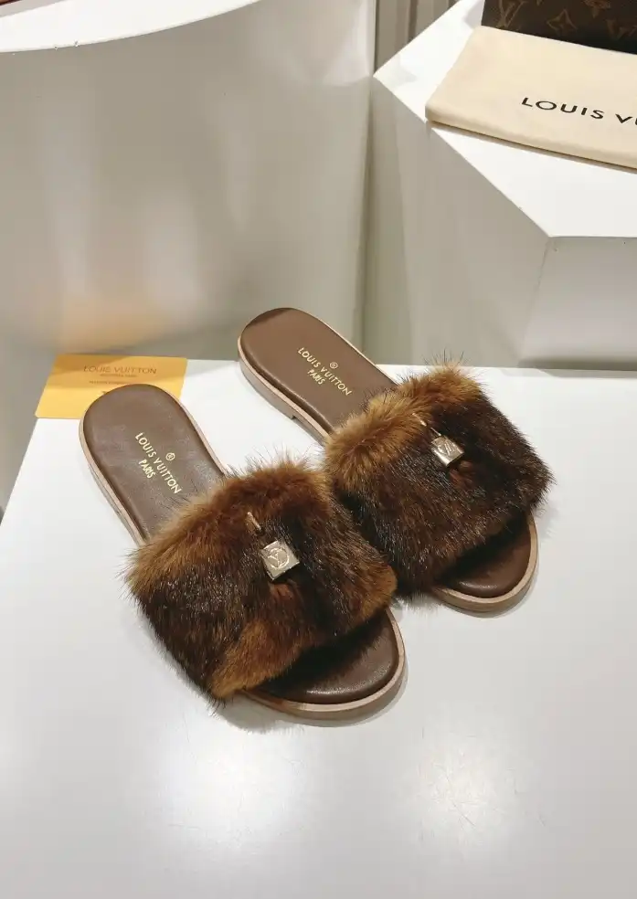 hype LV Slippers