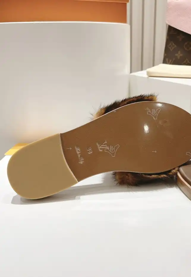 hype LV Slippers