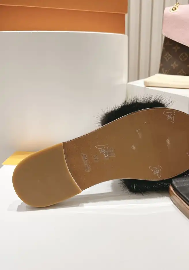 hype LV Slippers