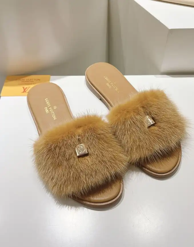 hype LV Slippers