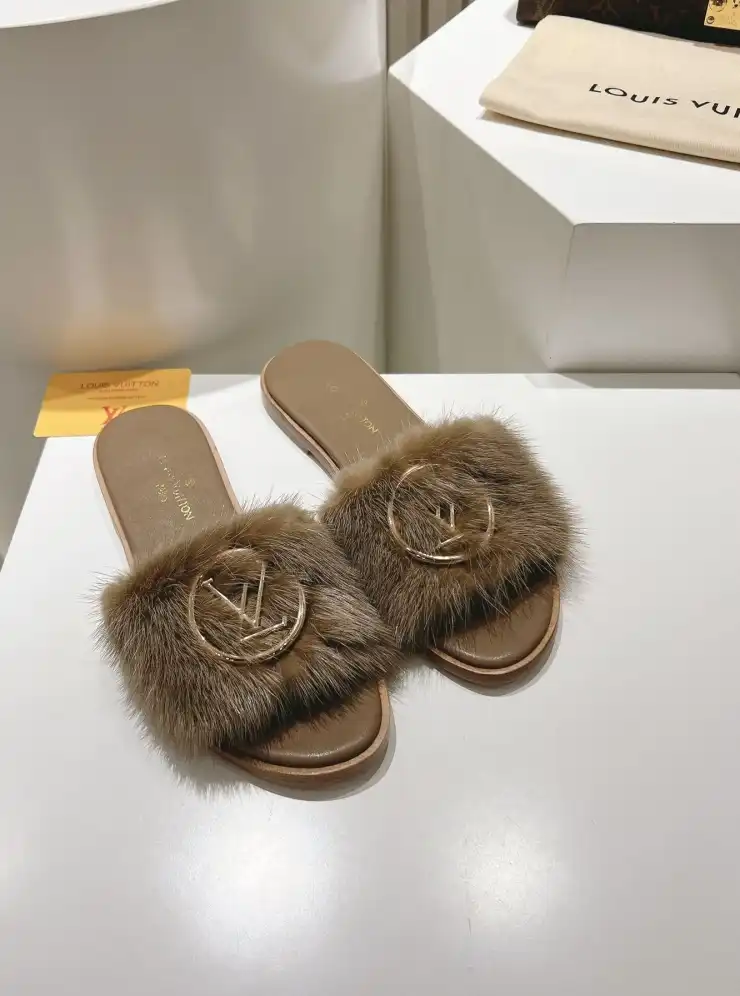 hype LV Slippers