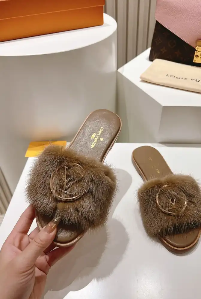 hype LV Slippers