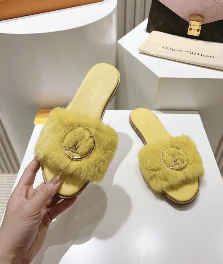 hype LV Slippers