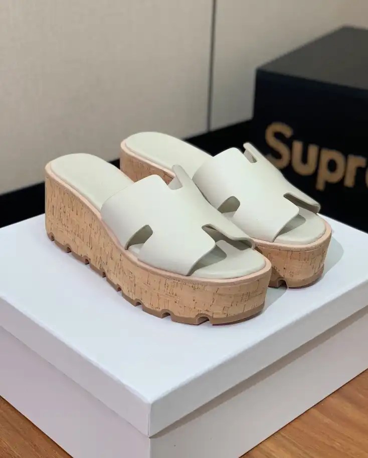 hype Hermes Slippers