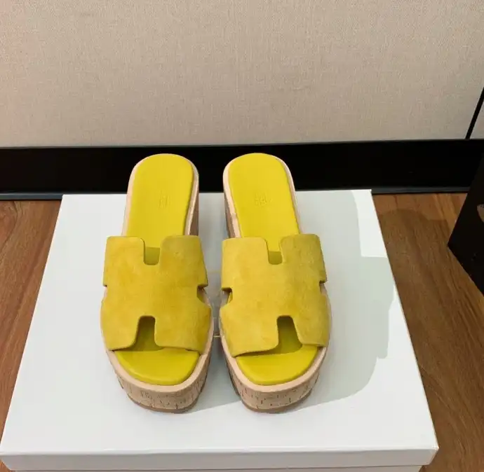 hype Hermes Slippers