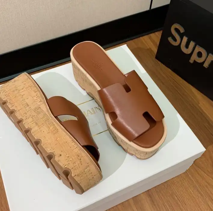 hype Hermes Slippers