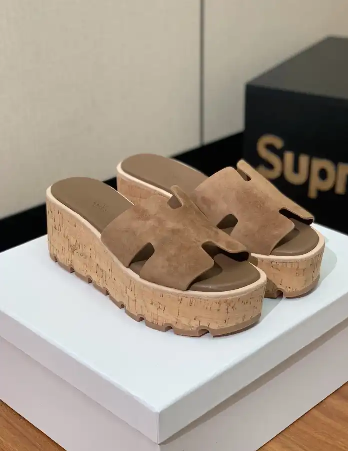 hype Hermes Slippers