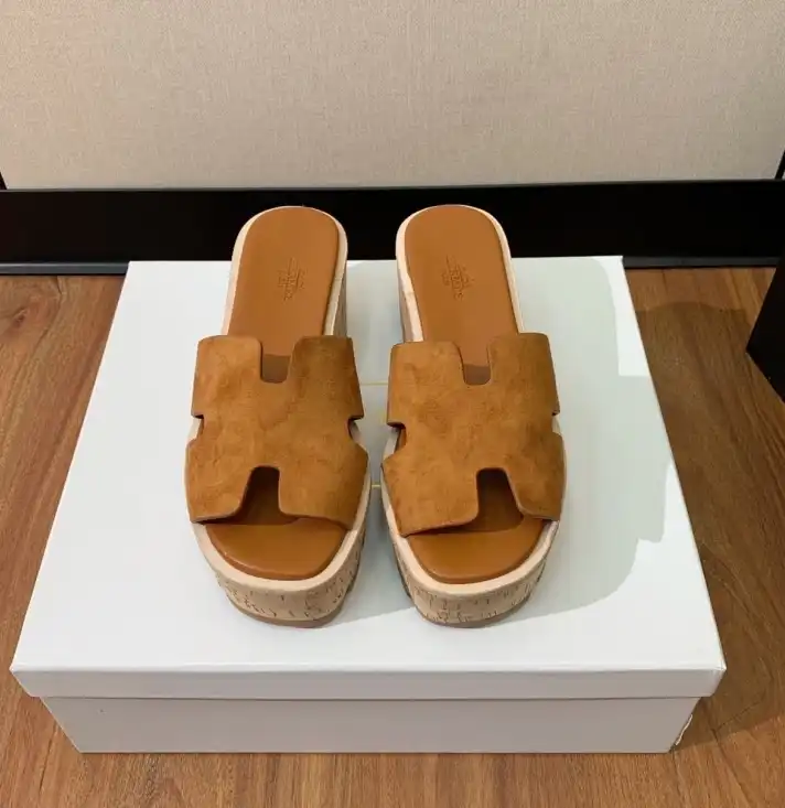 hype Hermes Slippers