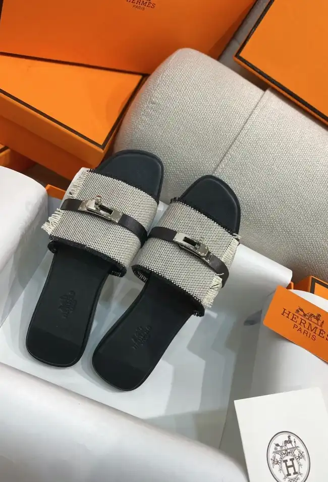 hype Hermes Slippers