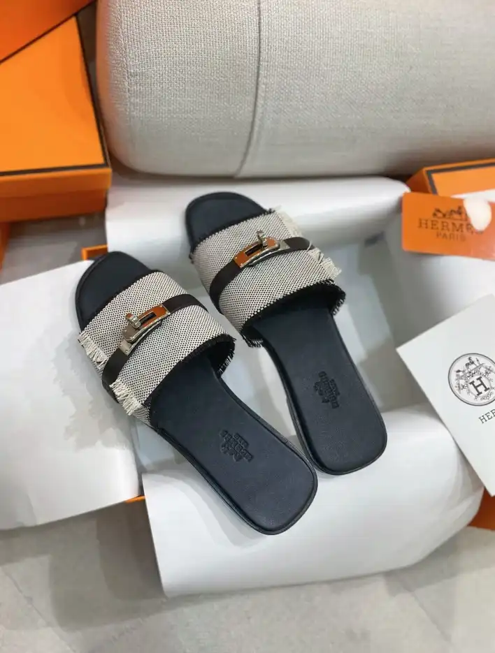 hype Hermes Slippers