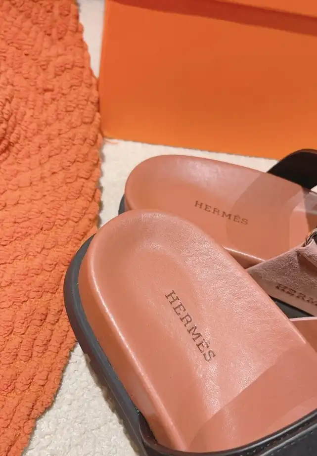 hype Hermes Slippers