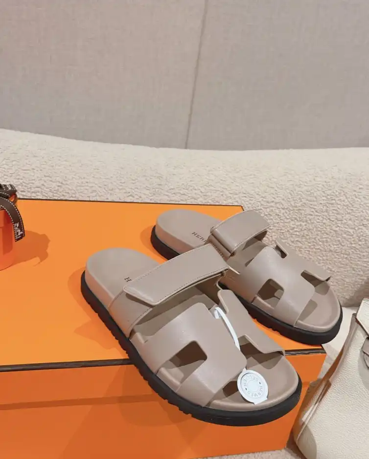 hype Hermes Slippers