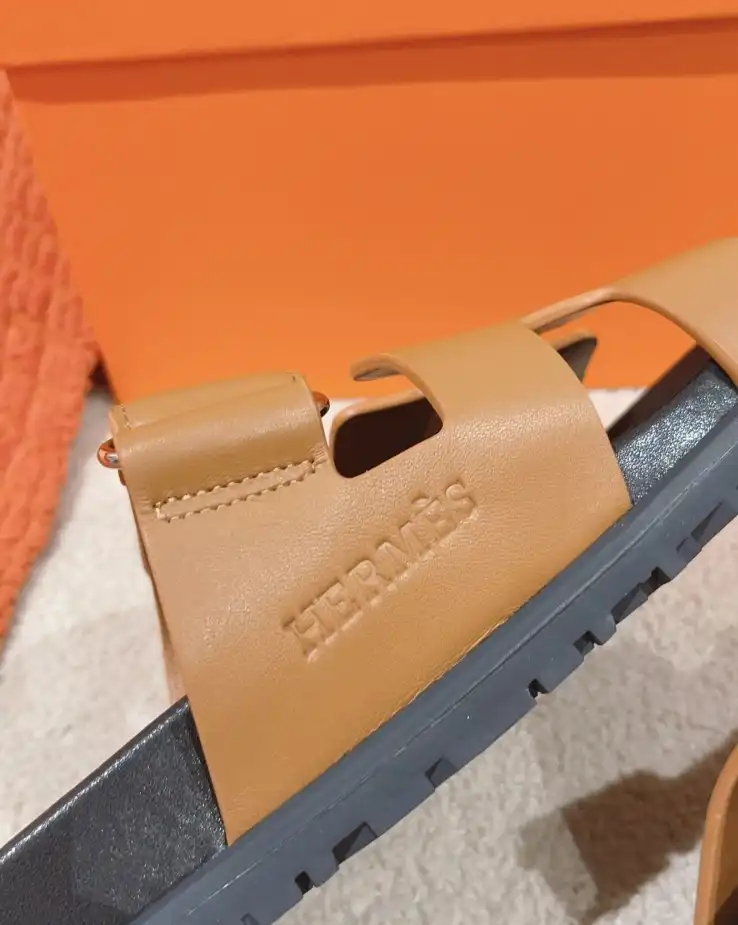 hype Hermes Slippers