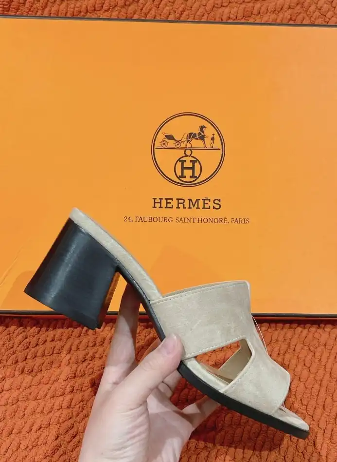 hype Hermes Slippers