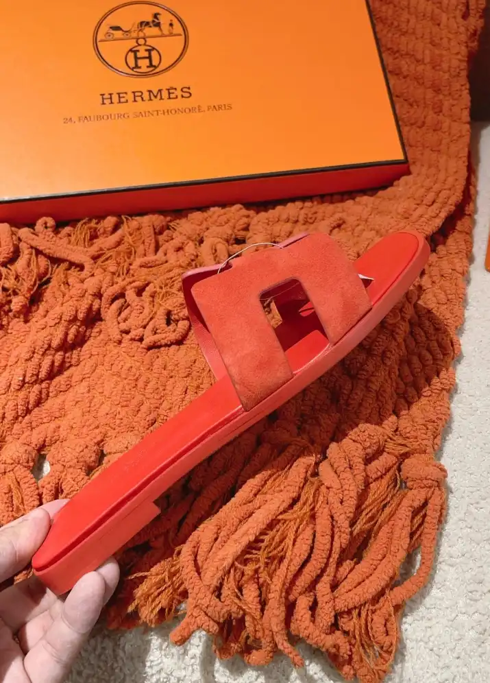 hype Hermes Slippers