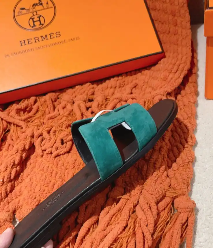 hype Hermes Slippers