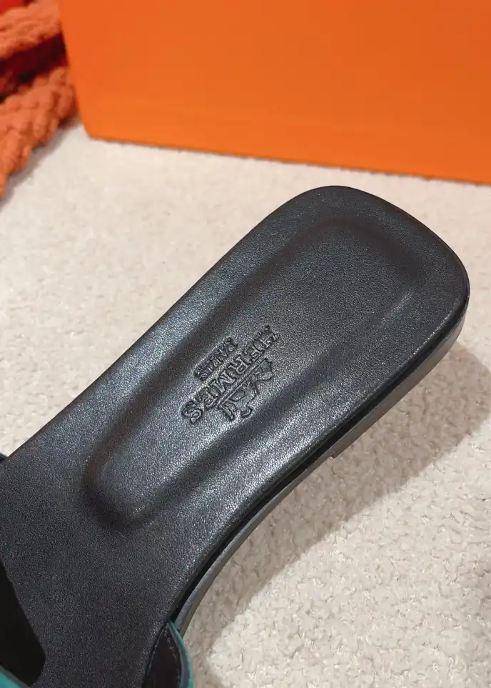 hype Hermes Slippers