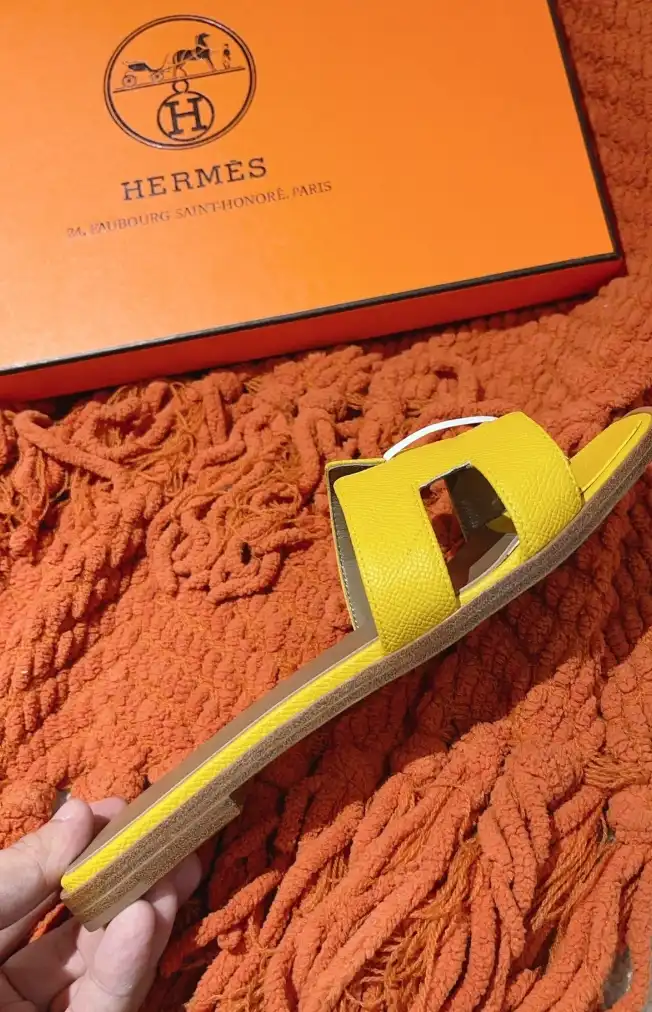 hype Hermes Slippers