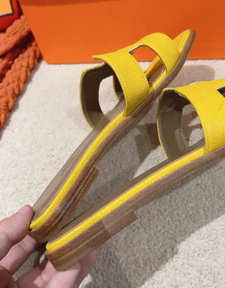 hype Hermes Slippers