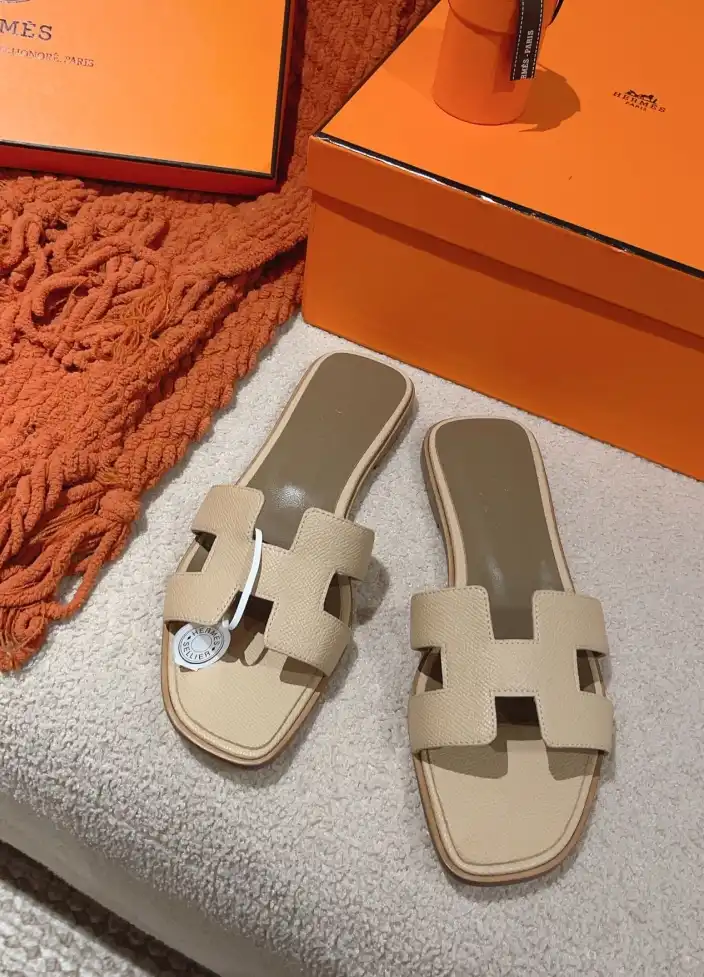 hype Hermes Slippers