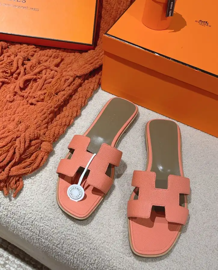 hype Hermes Slippers