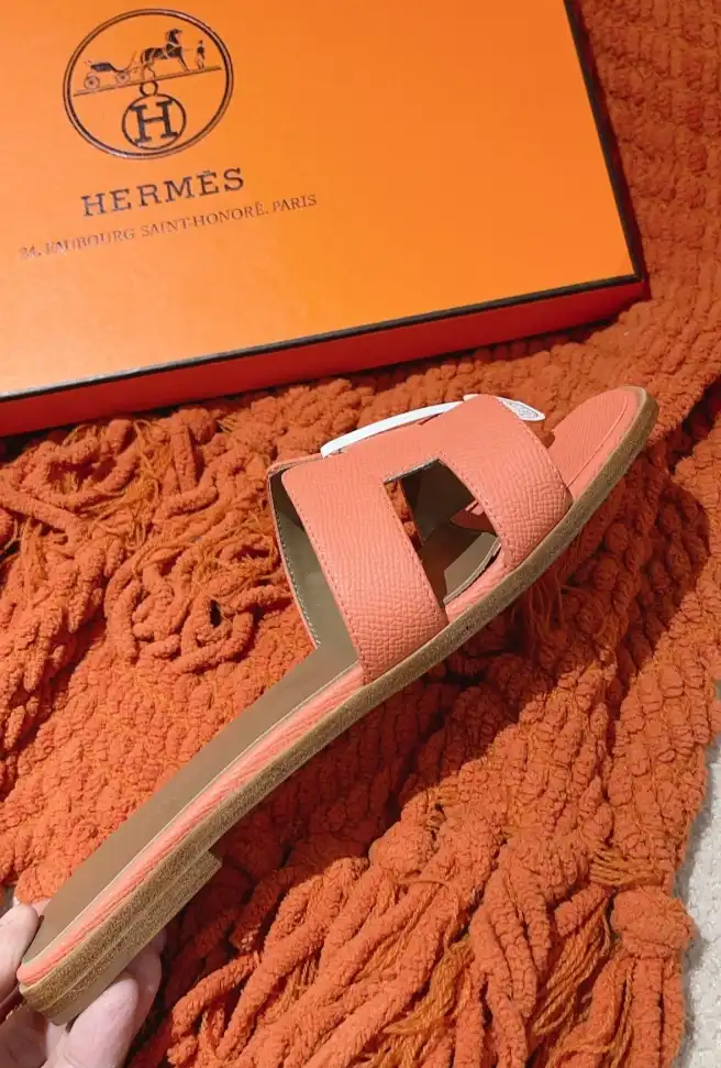 hype Hermes Slippers