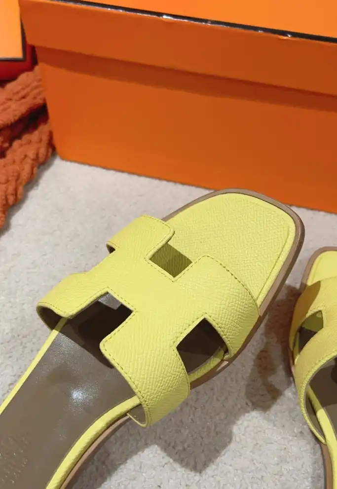 hype Hermes Slippers