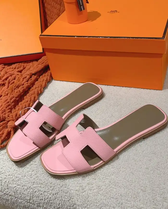 hype Hermes Slippers