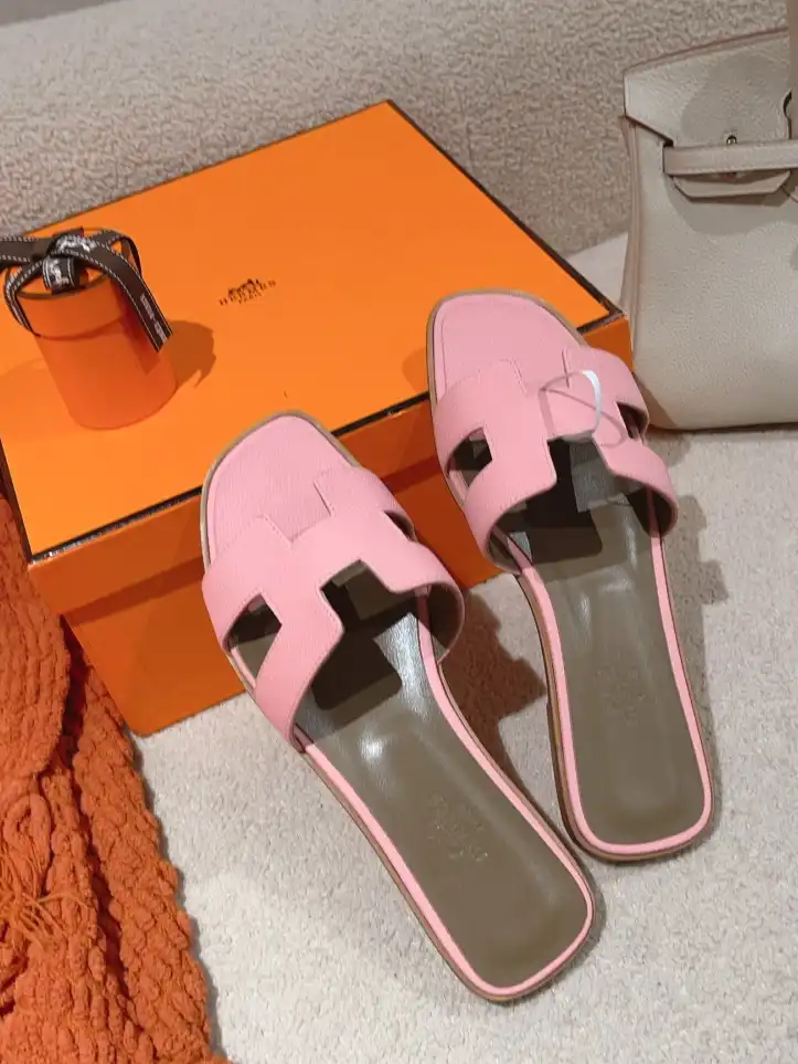 hype Hermes Slippers