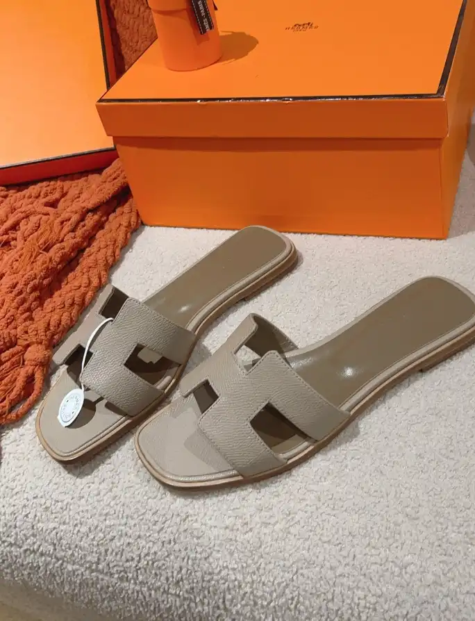 hype Hermes Slippers