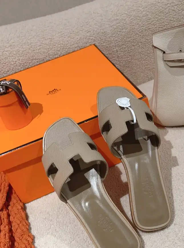 hype Hermes Slippers