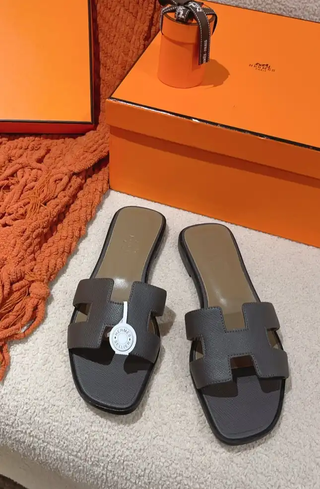 hype Hermes Slippers