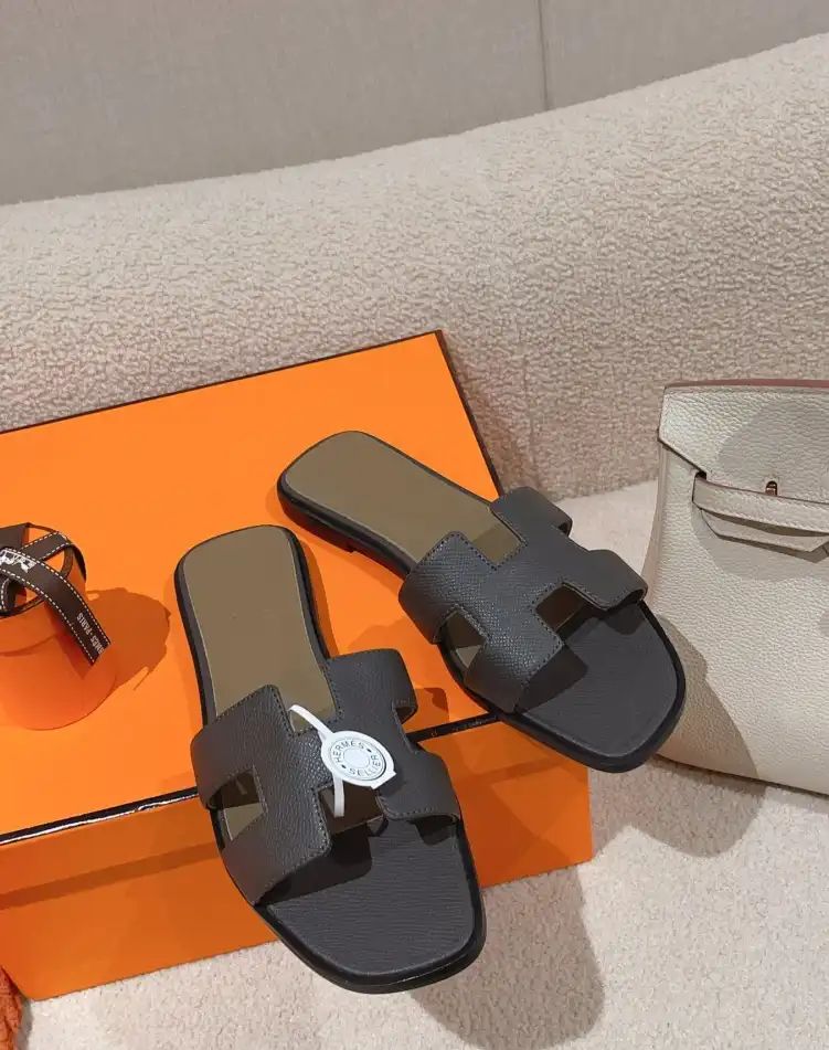 hype Hermes Slippers