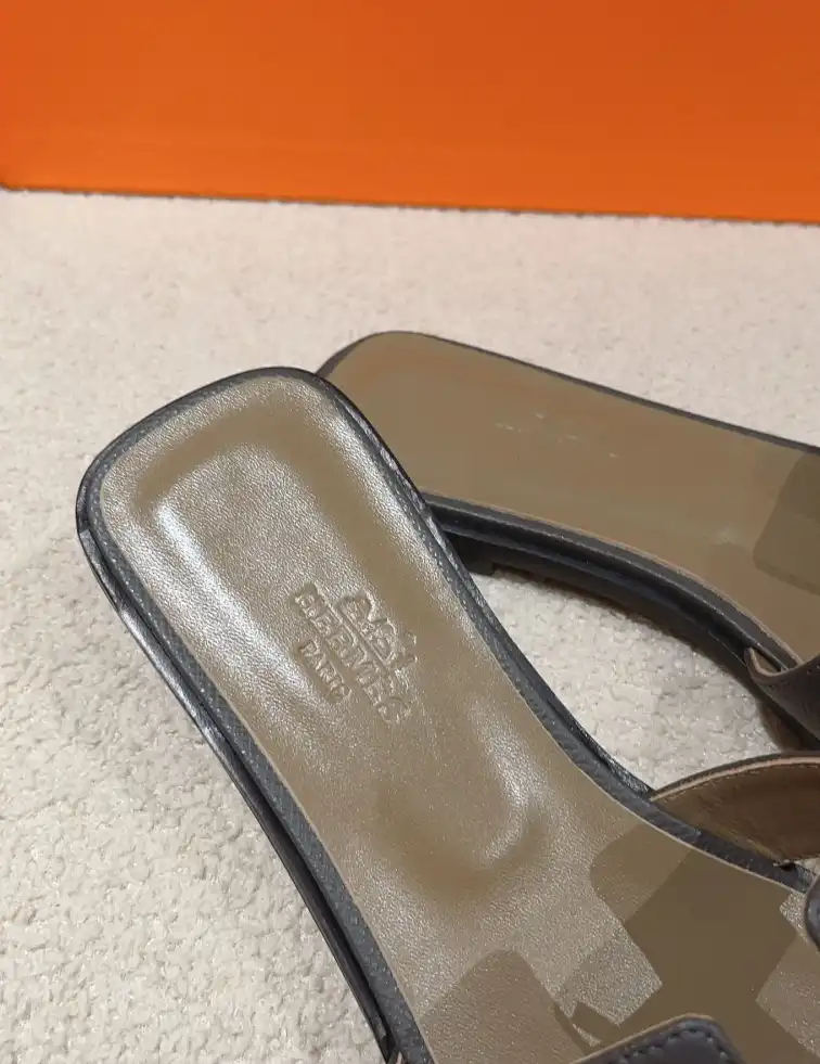 hype Hermes Slippers