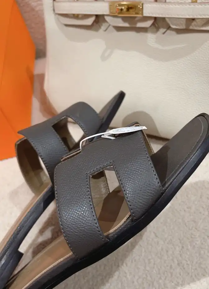 hype Hermes Slippers