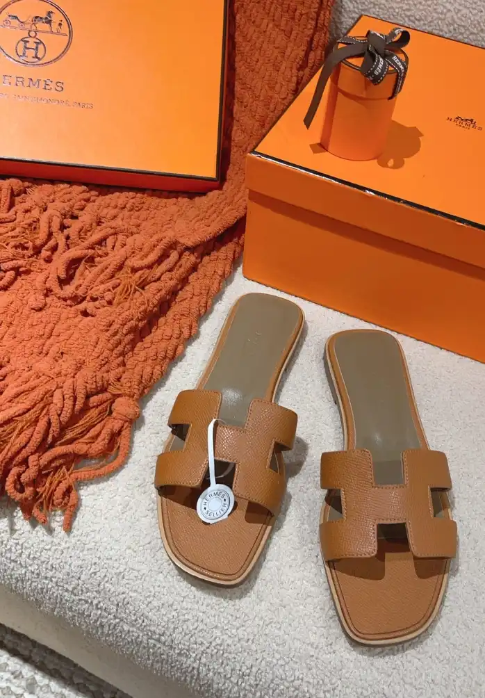 hype Hermes Slippers