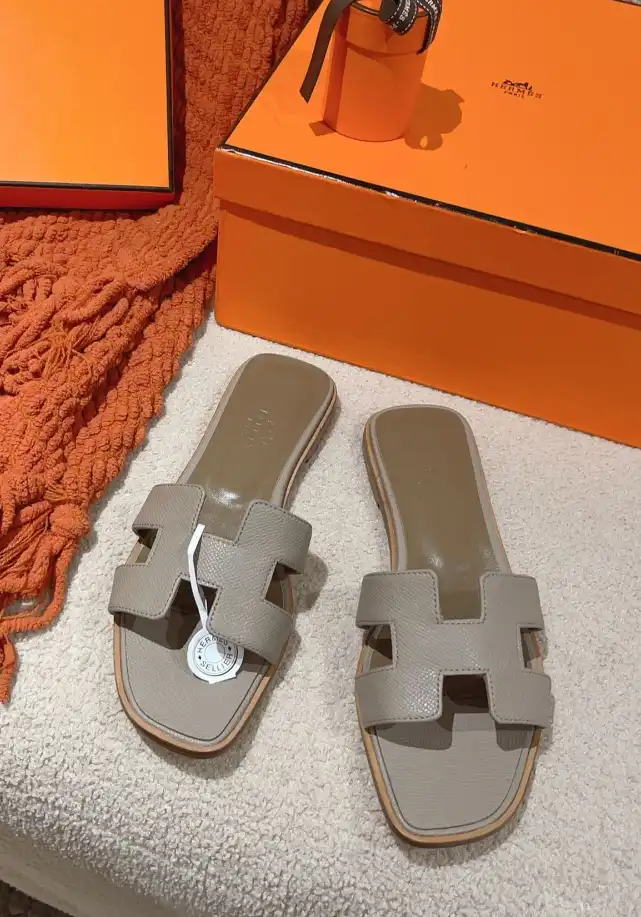 hype Hermes Slippers