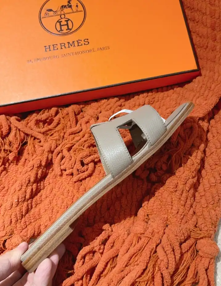 hype Hermes Slippers