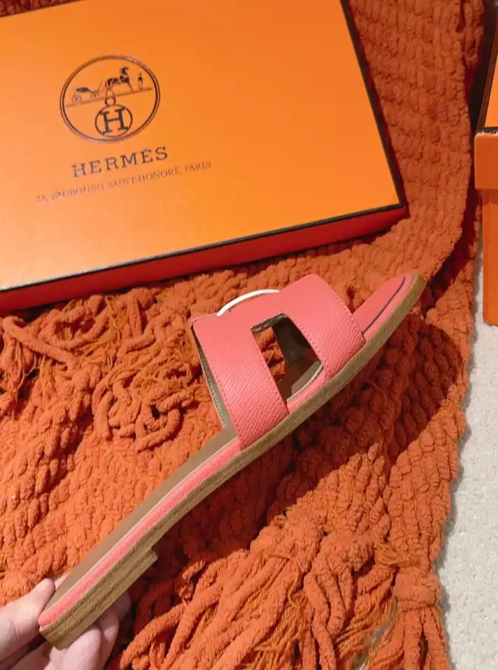 hype Hermes Slippers