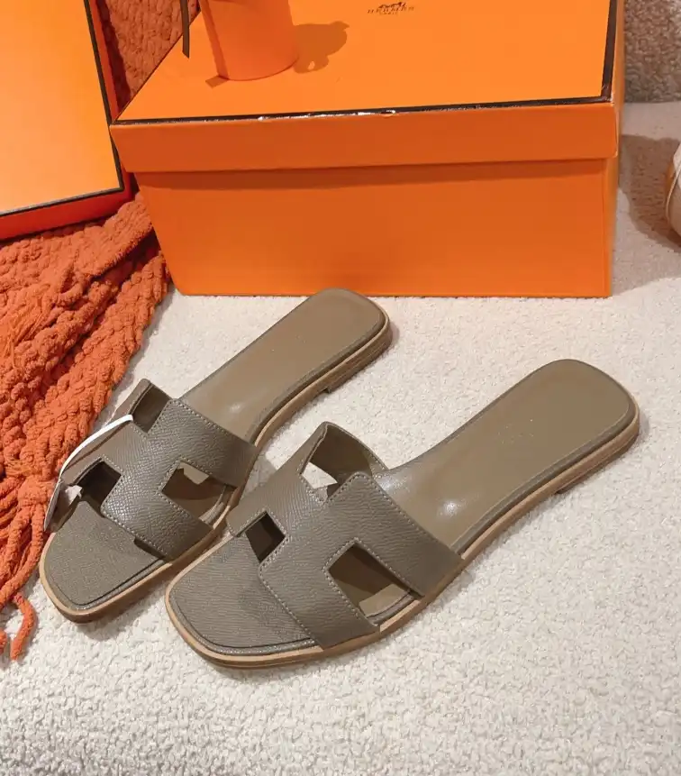 hype Hermes Slippers