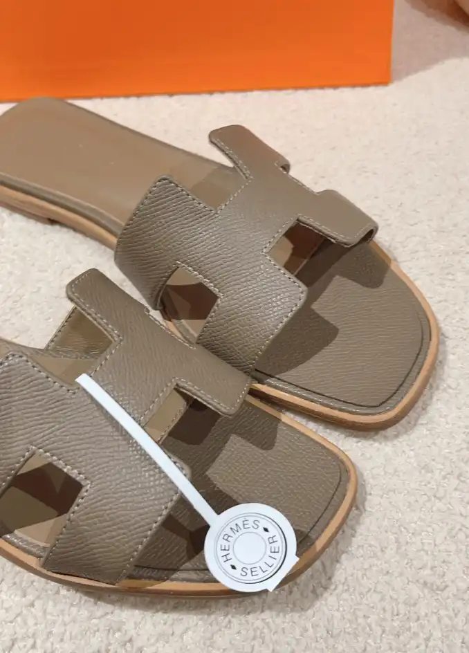 hype Hermes Slippers