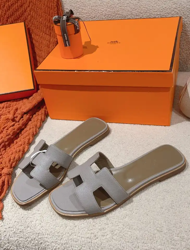 hype Hermes Slippers