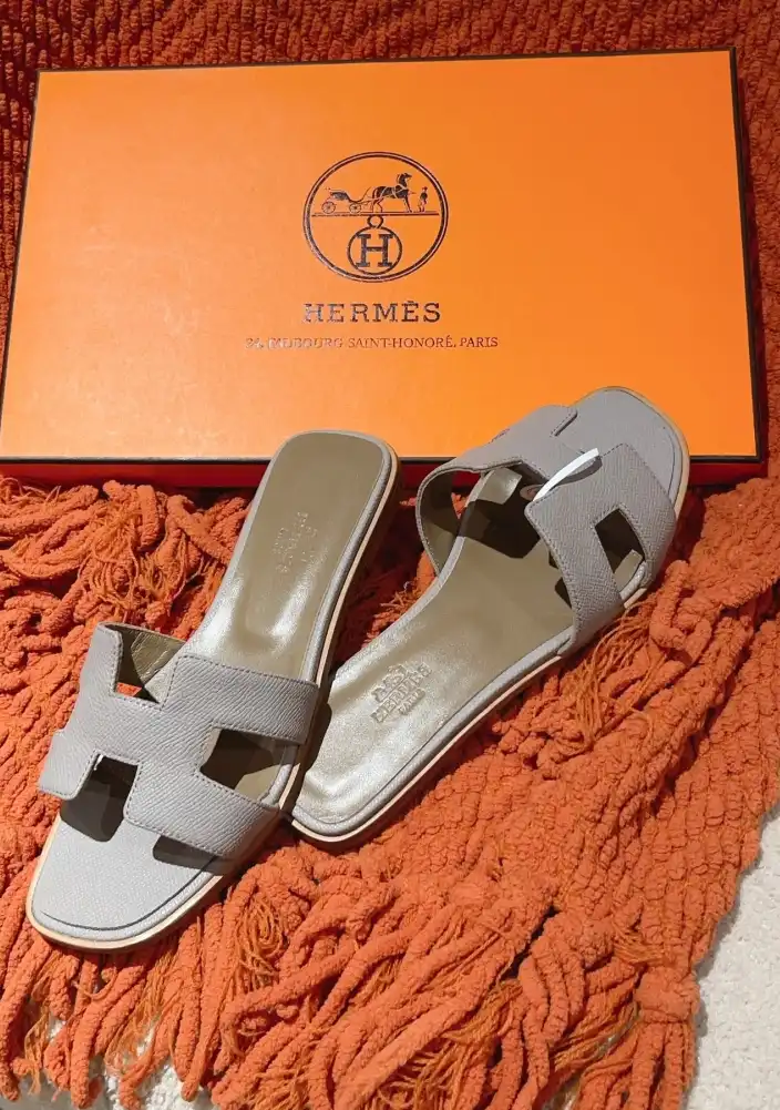 hype Hermes Slippers