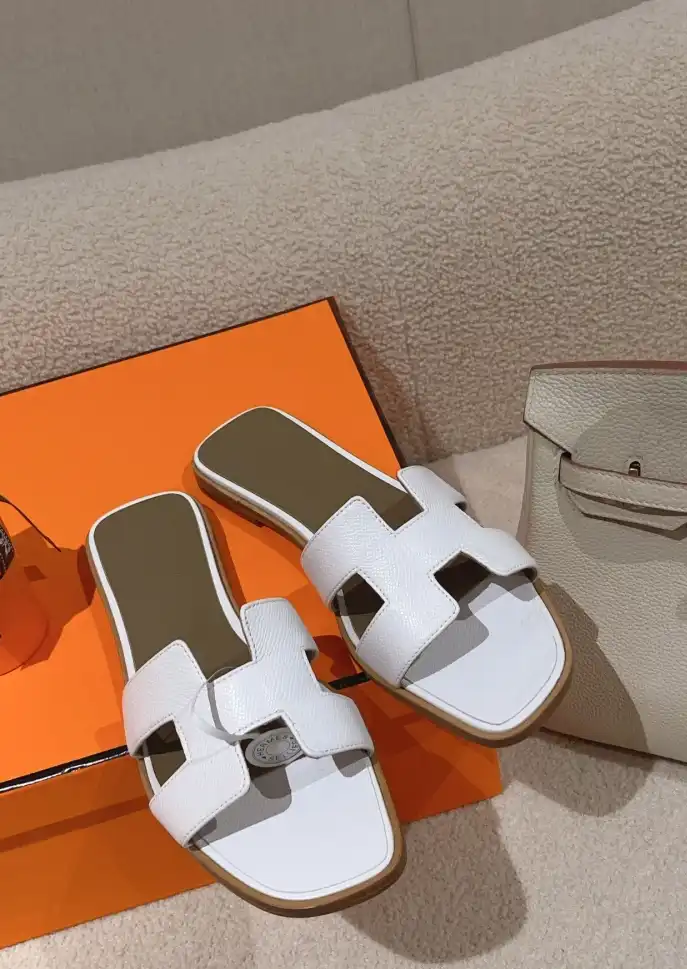 hype Hermes Slippers