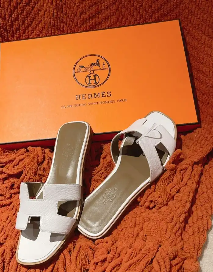 hype Hermes Slippers