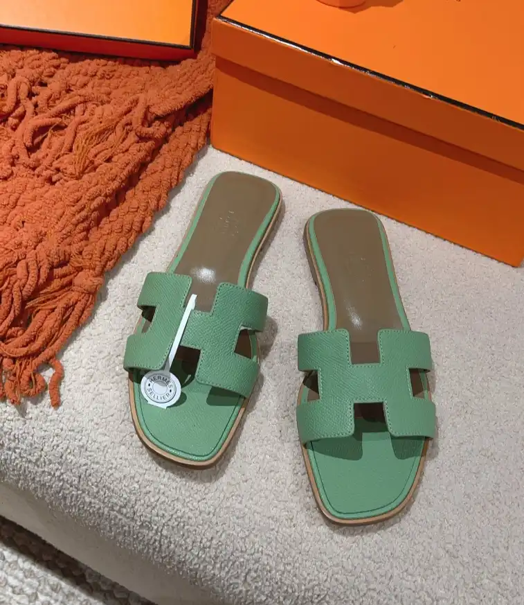 hype Hermes Slippers