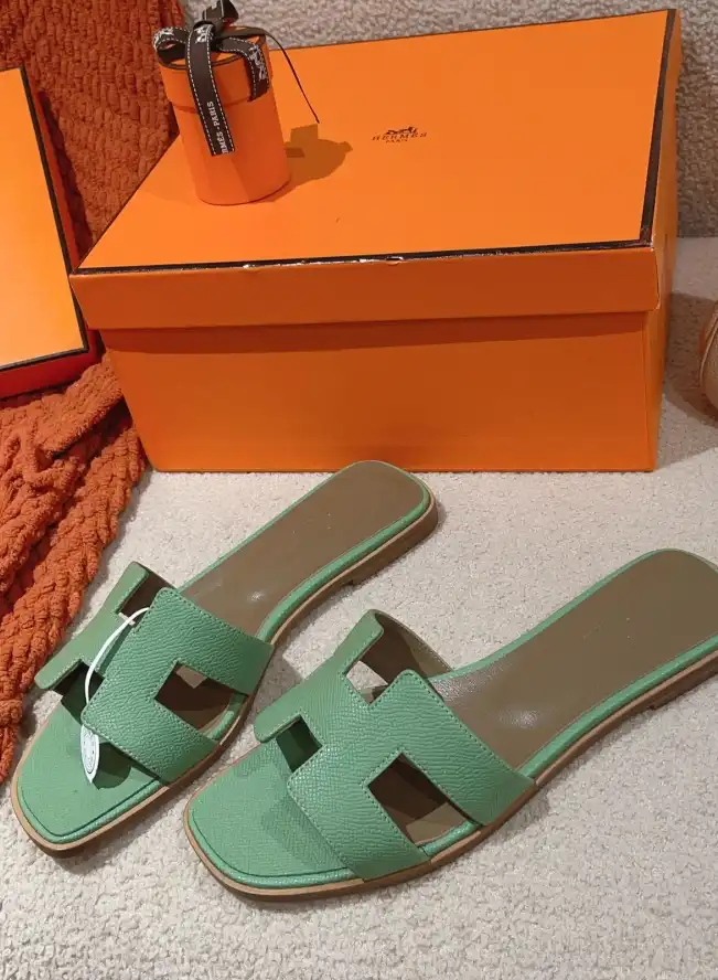 hype Hermes Slippers